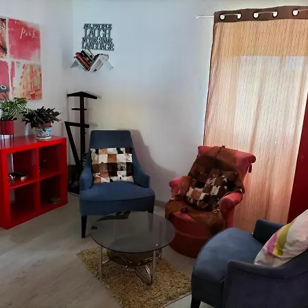 Проживание в семье Lisboa, Madre Deus